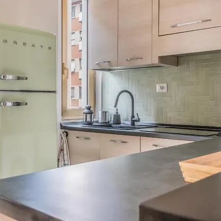 Apartment 4 Pax Wi-fi Lorenteggio Mailand