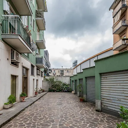 4 Pax Wi-fi Lorenteggio * Mediolan